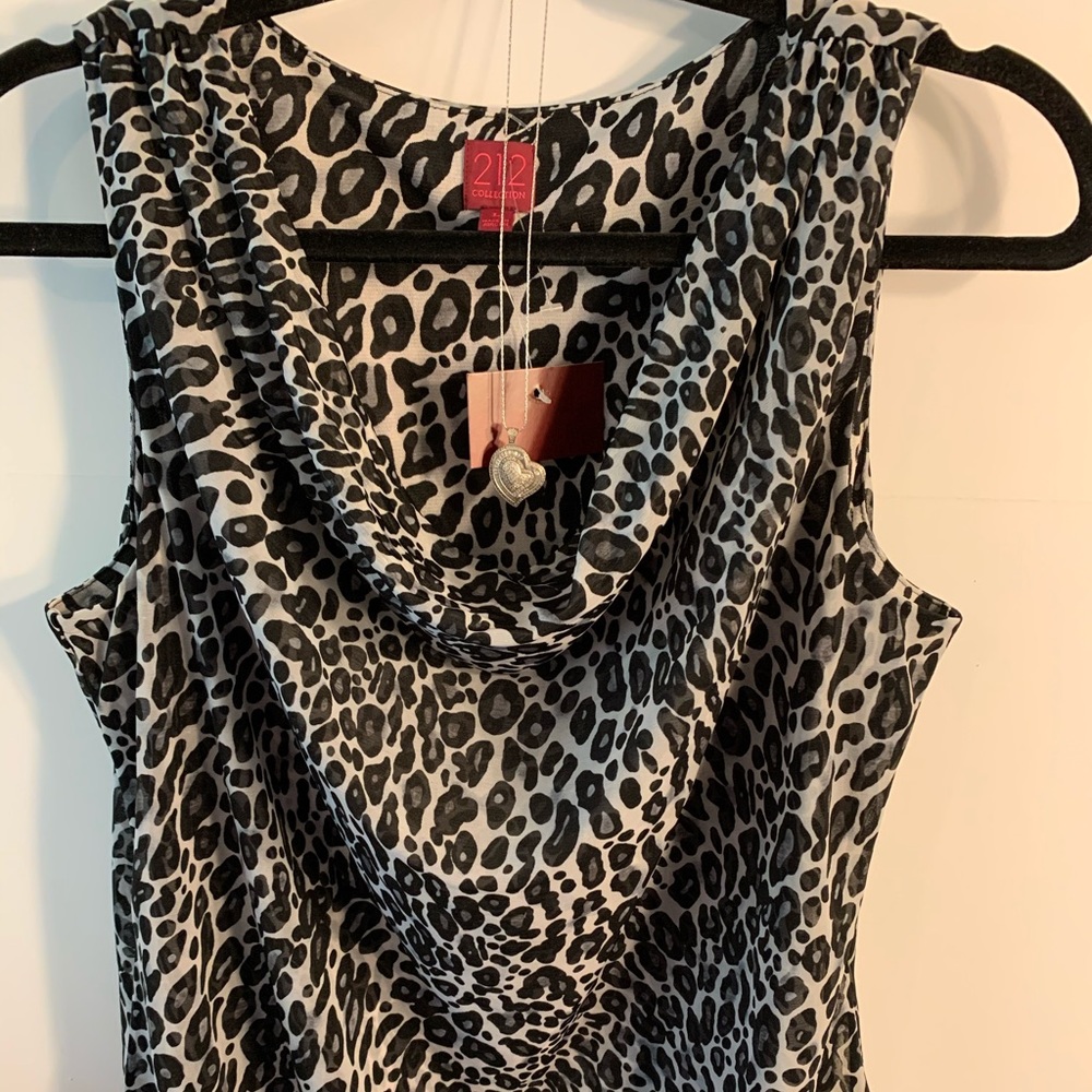 🎁Leopard Print Drop Neck Top🎁 Sz: L New
